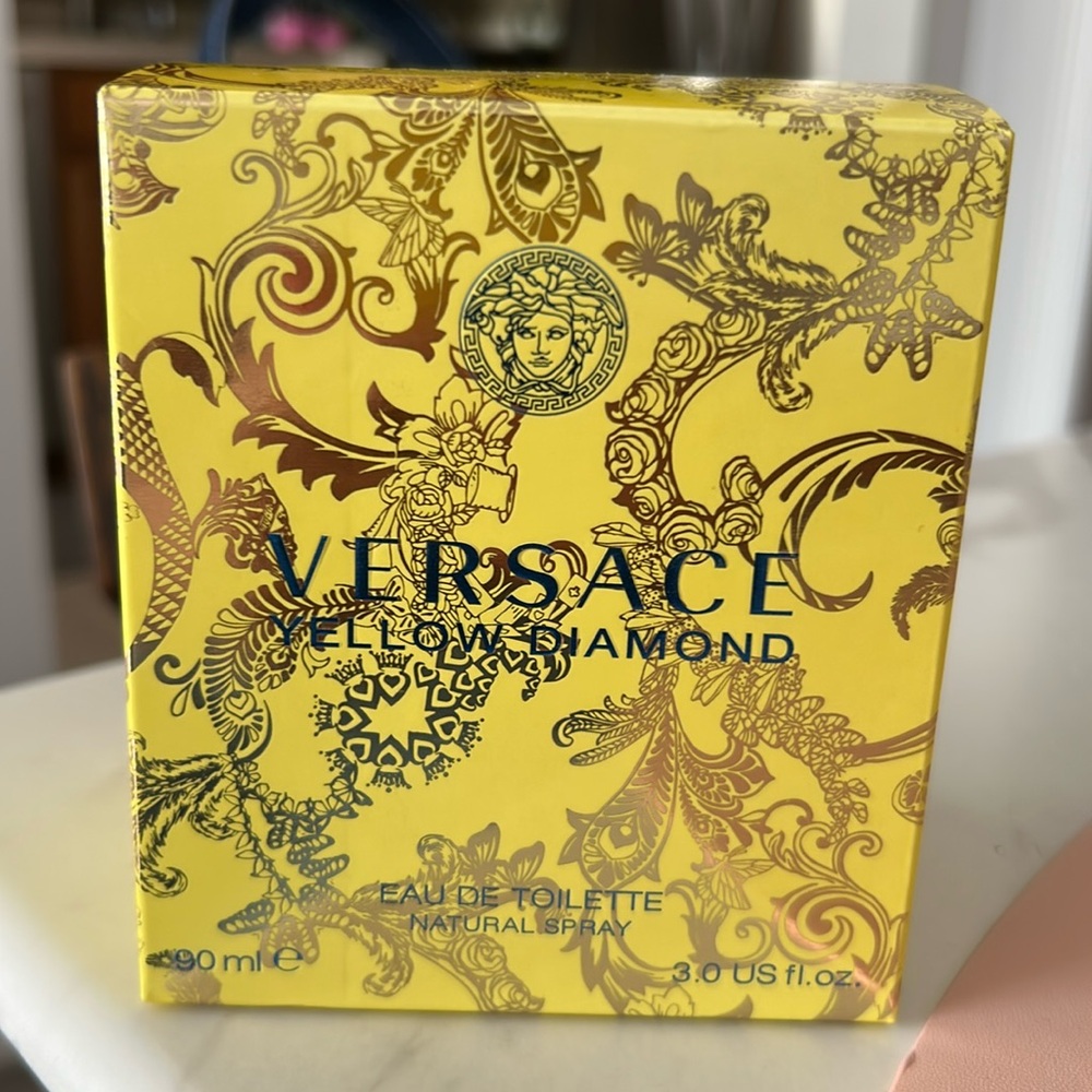 Authentic Versace Yellow Diamond, brand new with box, offers welcomed!